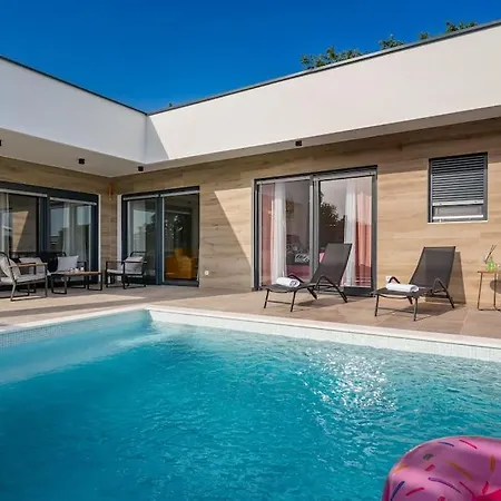 Beata By Istrialux Villa