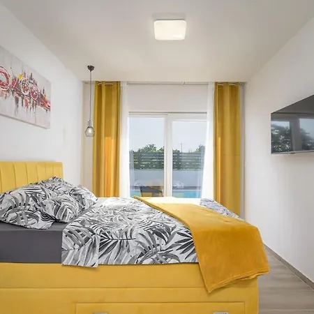 Beata By Istrialux Bicici