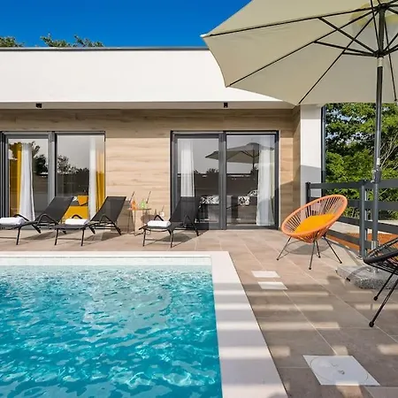 Beata By Istrialux Bicici