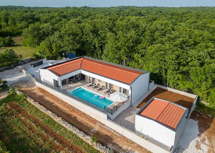Villa Beata By Istrialux Bicici