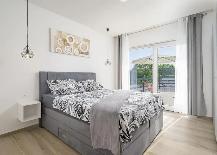 Beata By Istrialux Villa